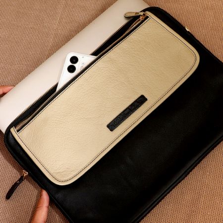 Handcrafted Charcoal Honey Dew Sleeves Pouches Leather Classic